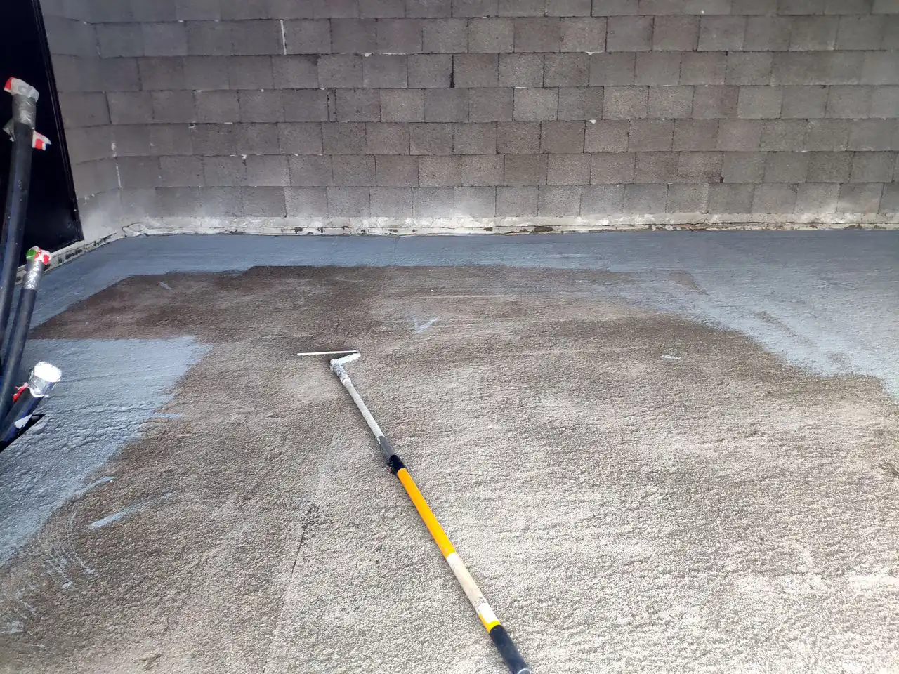 garage-floor-001-0531-180441-1-060